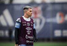 Soteldo aguarda decisão do Santos sobre futuro e ainda não conversa com outros clubes