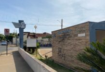 Posto de saúde fecha farmácia para almoço e pacientes reclamam em Votuporanga