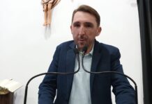 Professor Djalma pede instalação de lombofaixas em frente a unidades escolares