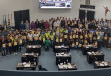 Câmara homenageia delegação que se destacou nos 65º Jogos Regionais
