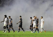 Santos é condenado a oito jogos de perda de mando de campo e portões fechados
