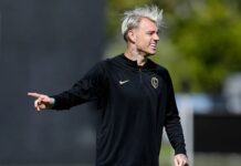 Torcedores do Corinthians fazem PIX a Róger Guedes, na mira de clubes sauditas