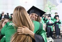 Emoção marca semana de formaturas dos cursos de saúde da Unifev