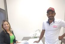 Paciente entrega doação de 200 fronhas para Santa Casa