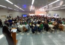 CAFÉ E APRENDIZAGEM – Iniciativa dos menores aprendizes do Centro Social reúne autoridades e empresários locais