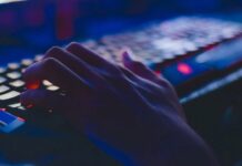 Impacto da tecnologia na evolução dos jogos online