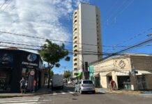 Comércio tem horário especial neste final de semana do Dia dos Pais