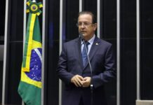 Deputado Federal Luiz Carlos Motta repudia plano de demissão de seis mil funcionários da Casas Bahia