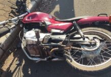 Motociclista bêbado e com CNH vencida bate em poste e acaba preso em Votuporanga