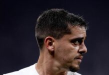 Com lesão muscular, Fagner segue desfalque do Corinthians diante do Estudiantes, na Sul-Americana