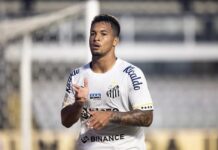 Santos recebe proposta da Roma por Marcos Leonardo, mas deve recusar