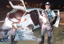 Polícia apreende tijolos de cocaína durante abordagem a carro na Rodovia Washington Luís
