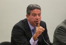 Discussão de leis complementares pode ocorrer no 1º semestre de 2024, diz Lira sobre Reforma Tributária