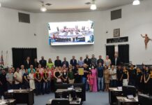 Casal Antônio e Roseli Curte é homenageado na Câmara pelo trabalho em prol ao Hospital do Amor
