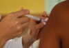 Vacinação: cinco unidades de saúde estarão abertas neste sábado