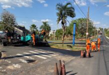 Av. Francisco Ramalho de Mendonça recebe obra de recapeamento