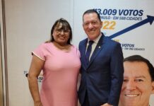Jezebel Silva apresenta reivindicações ao deputado federal Vinícius Carvalho