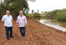 Mehde Meidão e Jorge Seba visitam desassoreamento da ‘Praia dos Meninos’