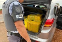 Homem é preso após ser flagrado com 500 kg de maconha dentro de carro dublê em rodovia da região