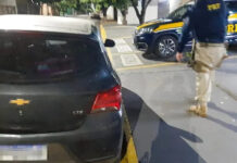 Motorista sem CNH é presa após perseguição na BR-153