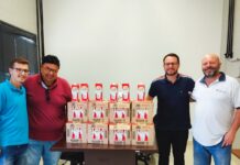 Colégio Comercial destina 150 litros de leite para Santa Casa