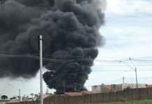Incêndio destrói empresa de Rio Preto