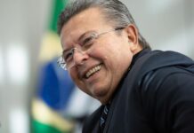 Homenagem: Carlão Pignatari recebe medalha “Governador Pedro de Toledo” em SP