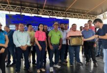 Deputado Carlão Pignatari recebe título de cidadão de Zacarias