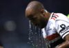 Lucas tem estiramento na coxa esquerda e deve desfalcar o São Paulo por três semanas