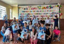 Alunos de Direito doam brinquedos para entidade de Votuporanga