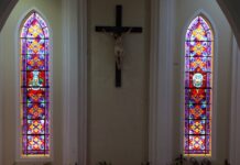 Vitrais da Catedral de Votuporanga são restaurados