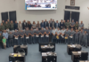 Câmara homenageia policiais militares e bombeiros