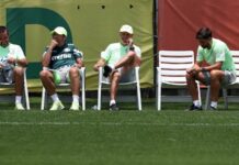 Campeão e adeus? Abel Ferreira se fecha sobre o futuro, e indefinição gera expectativa no Palmeiras