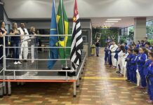 Alunos do Colégio Unifev participam de cerimônia de troca de faixas do judô