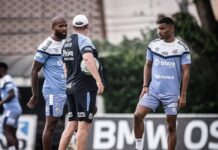 Esquema com três zagueiros vira incógnita no Santos para última rodada