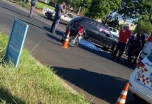 Motociclista morre ao bater contra carro em cruzamento de Araçatuba