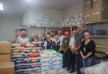 AMEs arrecadam toneladas de alimentos para Santa Casa Votuporanga