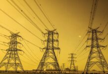 Conta de luz deve ficar 5,6% mais cara em 2024, projeta a Aneel
