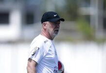 Corinthians goleia São Caetano em último teste antes da estreia no Paulistão