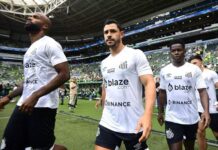 Giuliano sofre lesão na panturrilha esquerda e vira desfalque no Santos