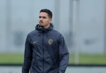 Veríssimo relata ameaça na saída do Corinthians: “Que você morra”