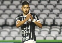 Justiça bloqueia R$ 1 milhão de contas do Corinthians por dívida relacionada a Romero