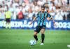 Grêmio avança com o São Paulo e fica perto de acertar venda de Ferreira