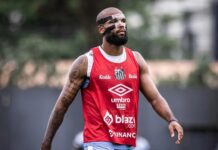 Messias aceita redução salarial e é o quinto a permanecer no Santos