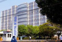 Motorista bate em árvore e morre no Hospital de Base em Rio Preto