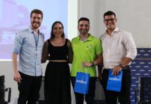 Egressos da Unifev participam de mesa-redonda em recepção aos calouros