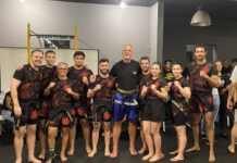 Kickboxing: Samuel Brito Fight Studio gradua faixas pretas em SP