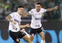 Garro faz golaço, e Corinthians, com dois a menos, busca empate contra o Palmeiras nos acréscimos