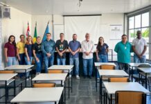 Prefeito empossa nova gestão do Conselho da Juventude