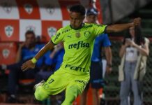 Abel elogia Lázaro no Palmeiras, mas vê dificuldade em mexer no time titular: “Quem eu tiro?”